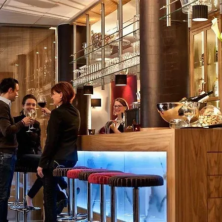 Castor The Vine 4* Berlin